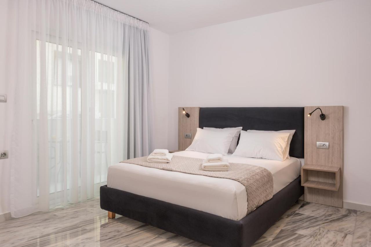 Quarters Luxury Apts 하니아 외부 사진