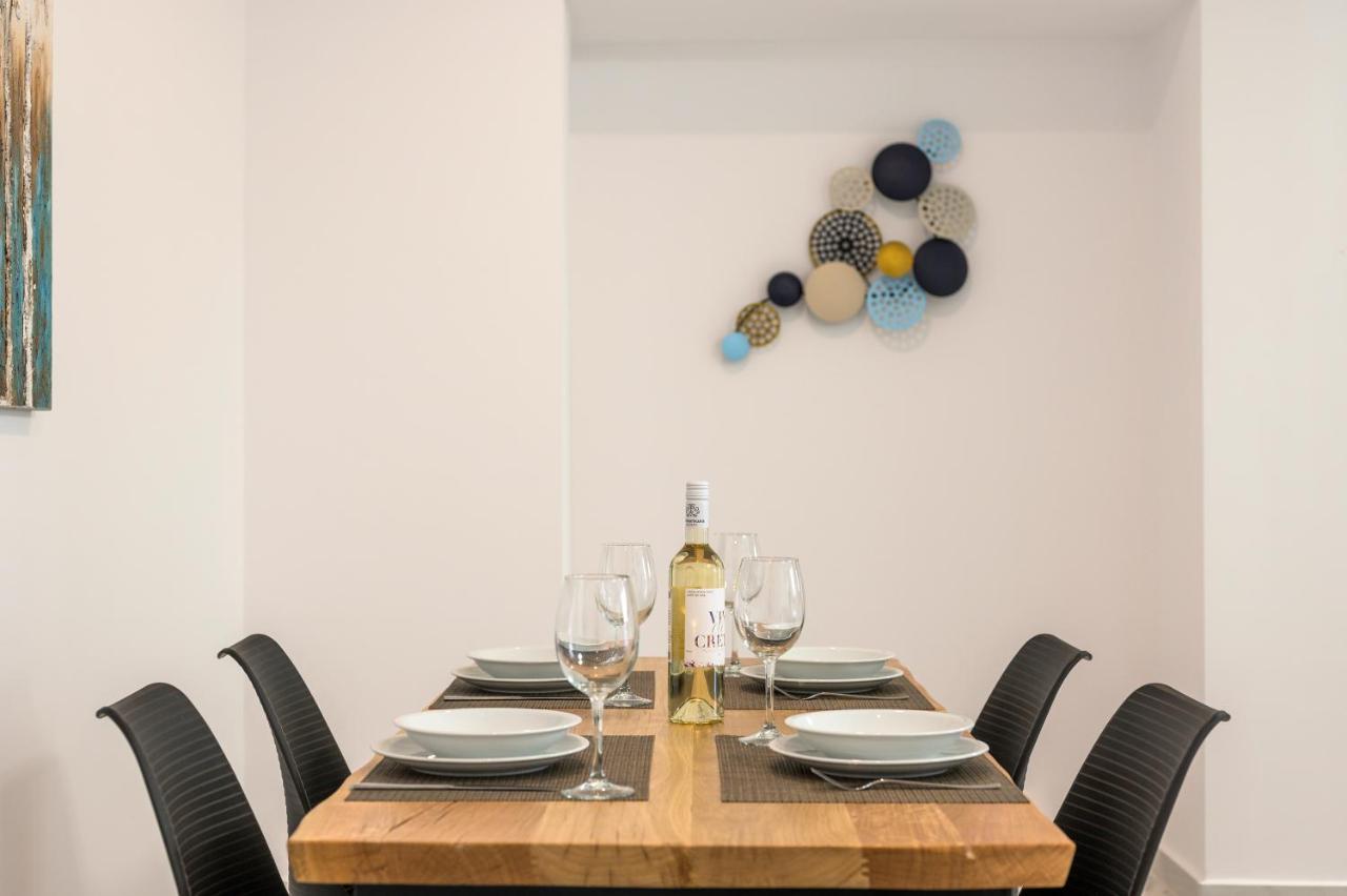 Quarters Luxury Apts 하니아 외부 사진