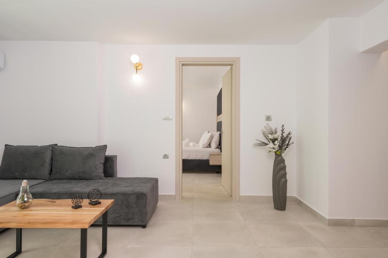 Quarters Luxury Apts 하니아 외부 사진